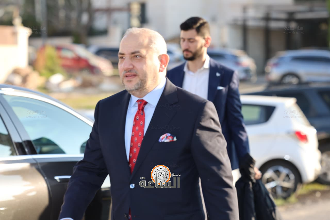 Madar Al-Saa Images 0.41174282266268825