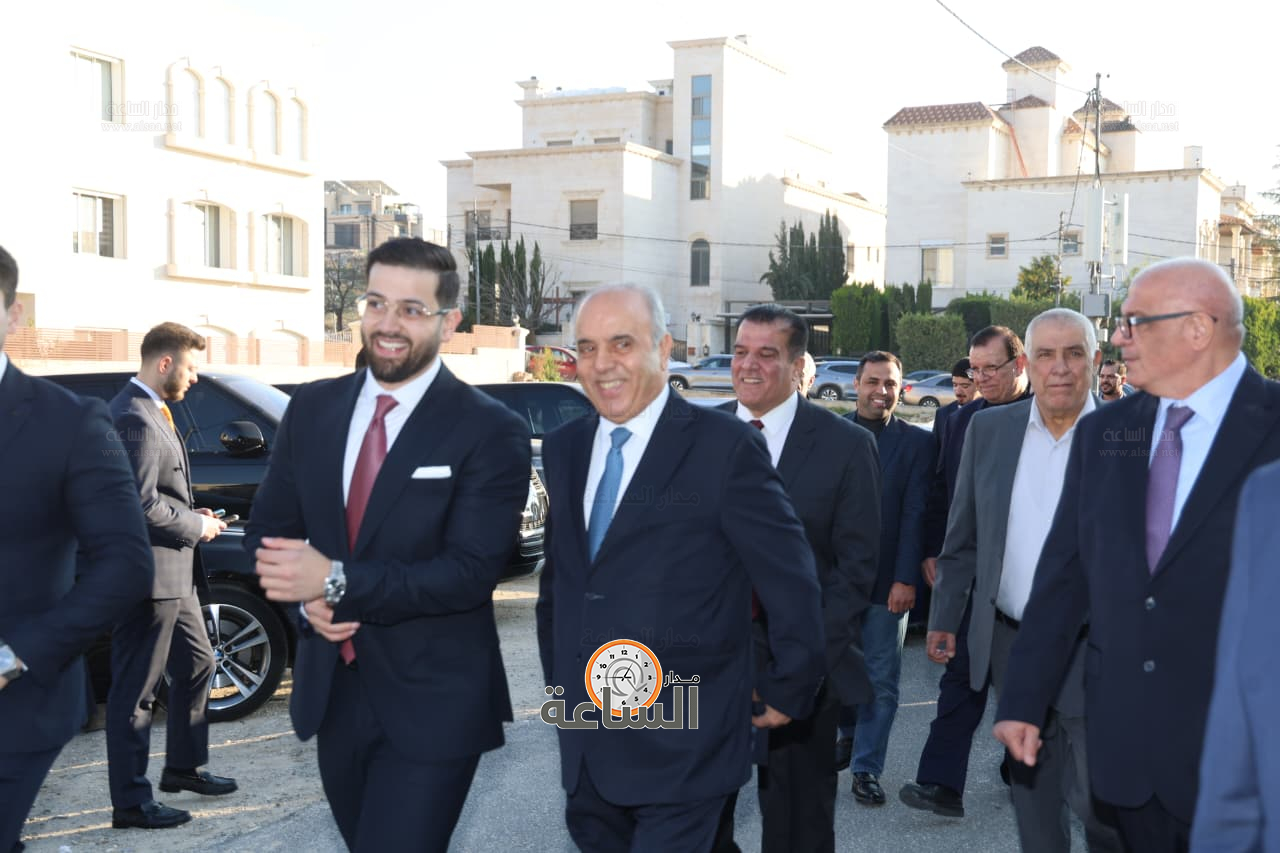 Madar Al-Saa Images 0.047271748866049235