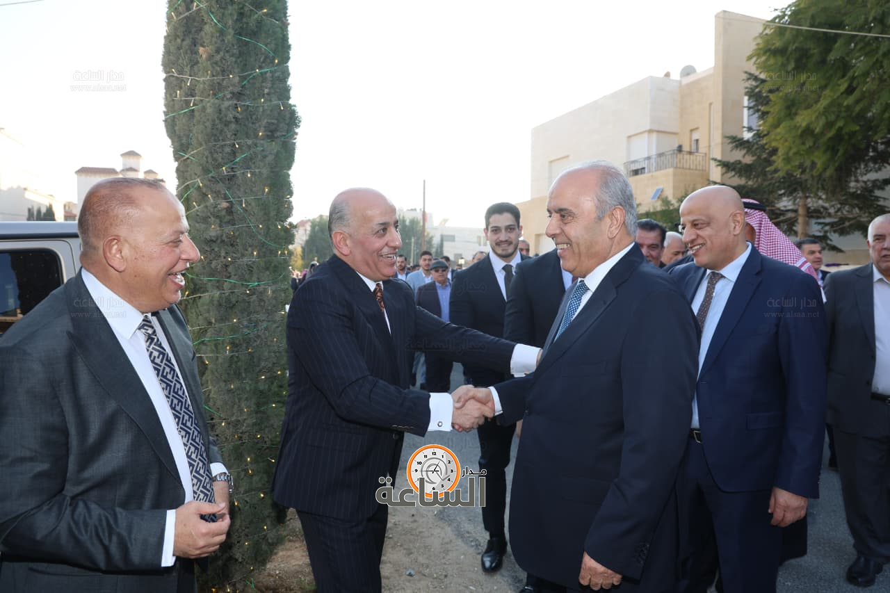 Madar Al-Saa Images 0.22273708897348343