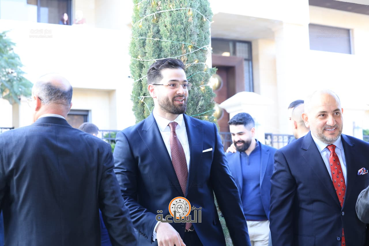 Madar Al-Saa Images 0.7174726453062965