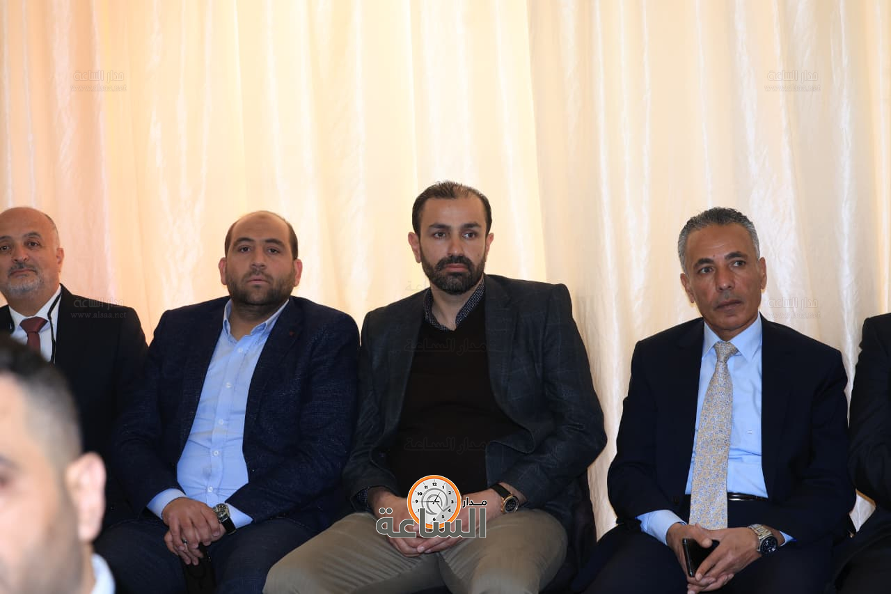 Madar Al-Saa Images 0.7752424532575967