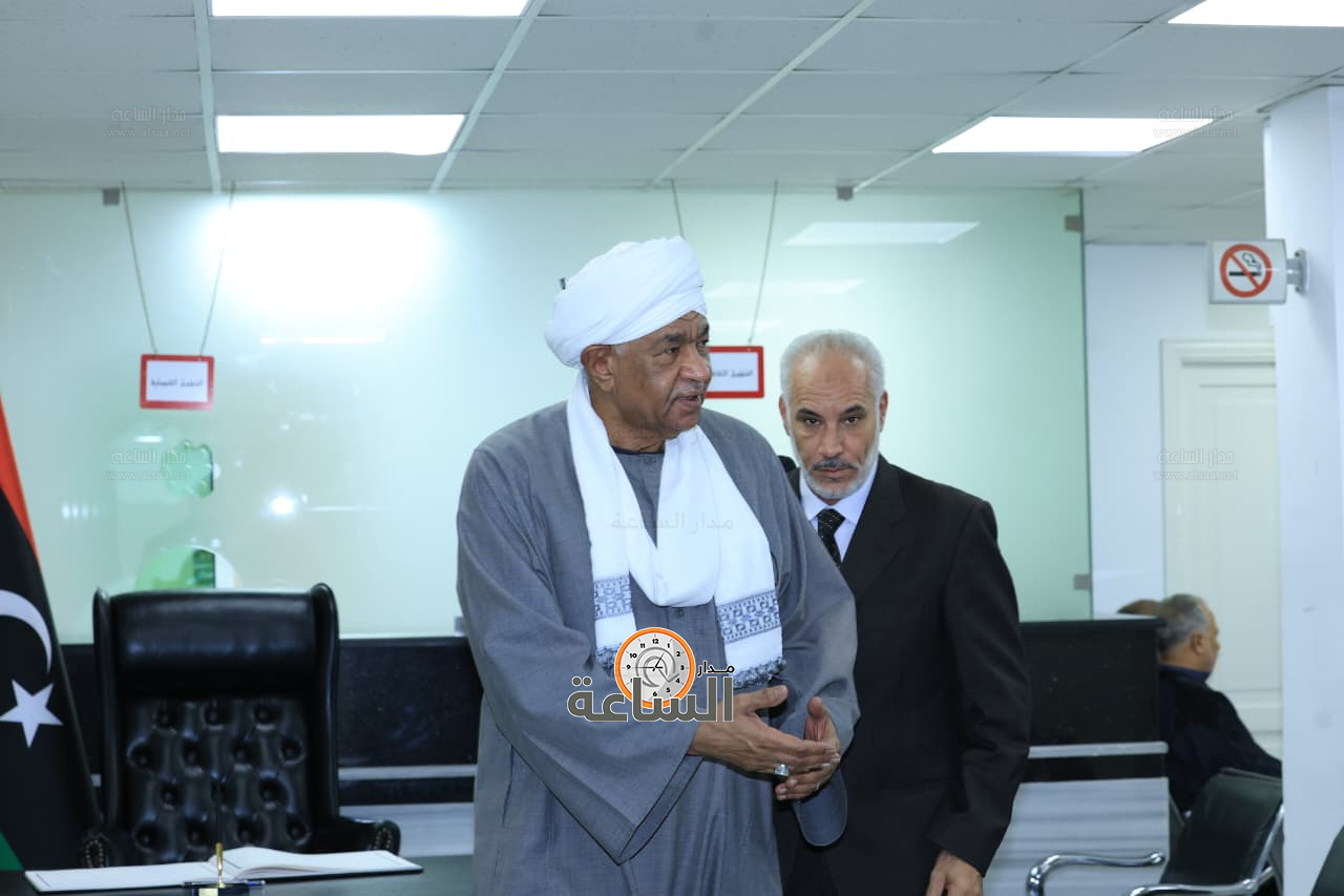 Madar Al-Saa Images 0.5324007938556405