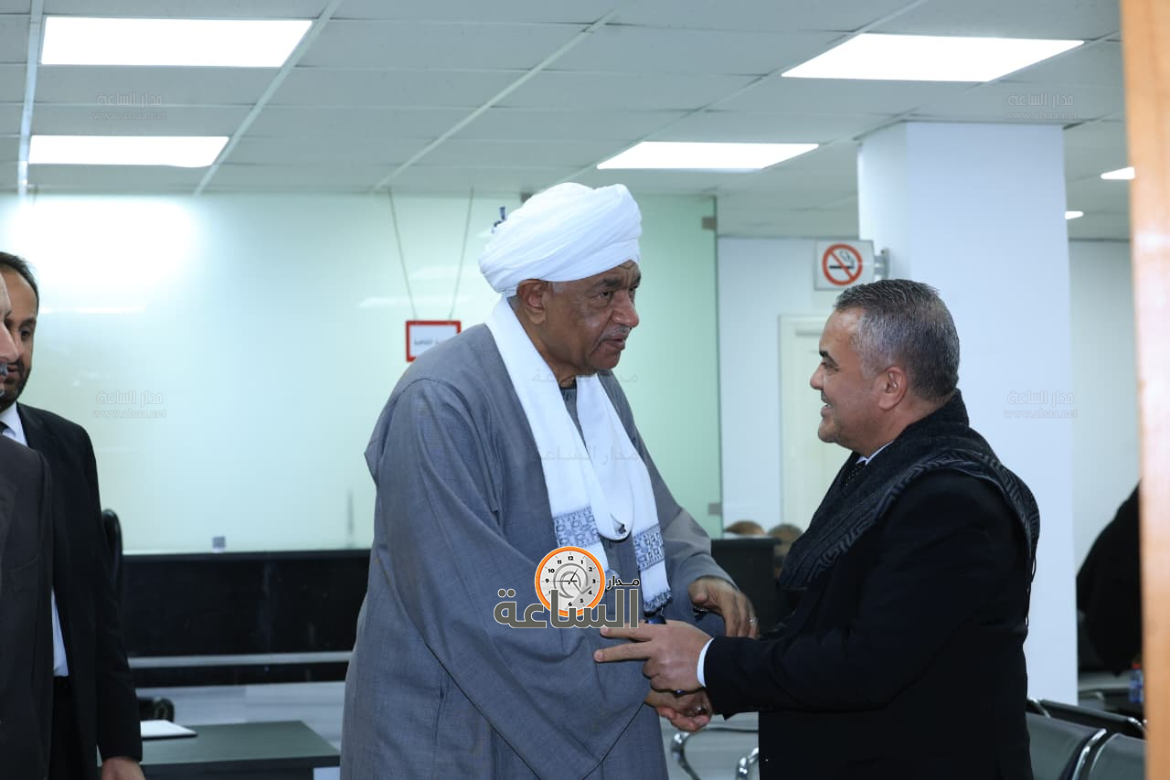 Madar Al-Saa Images 0.21543924146468174