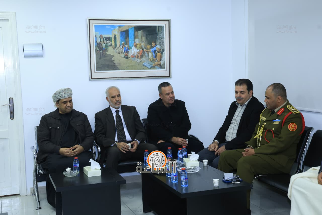 Madar Al-Saa Images 0.6855984541830483