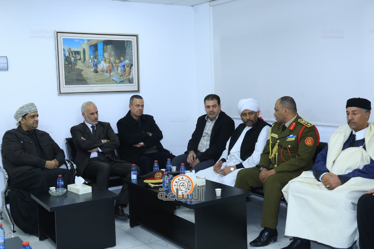 Madar Al-Saa Images 0.7810415227199581