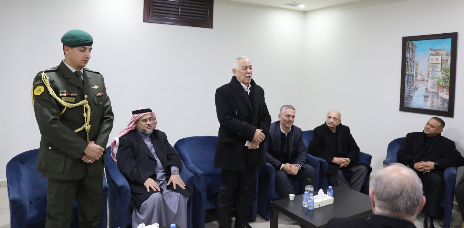 Madar Al-Saa Images 0.7345193369472359