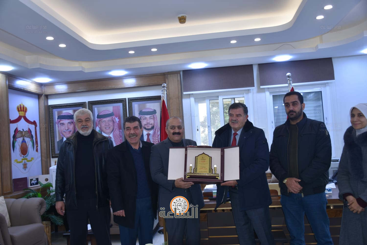 Madar Al-Saa Images 0.16722510689480774