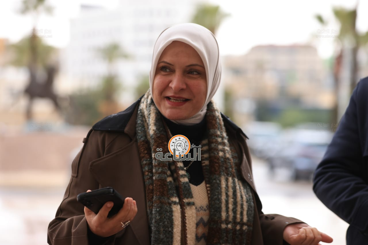 Madar Al-Saa Images 0.46318200527591813