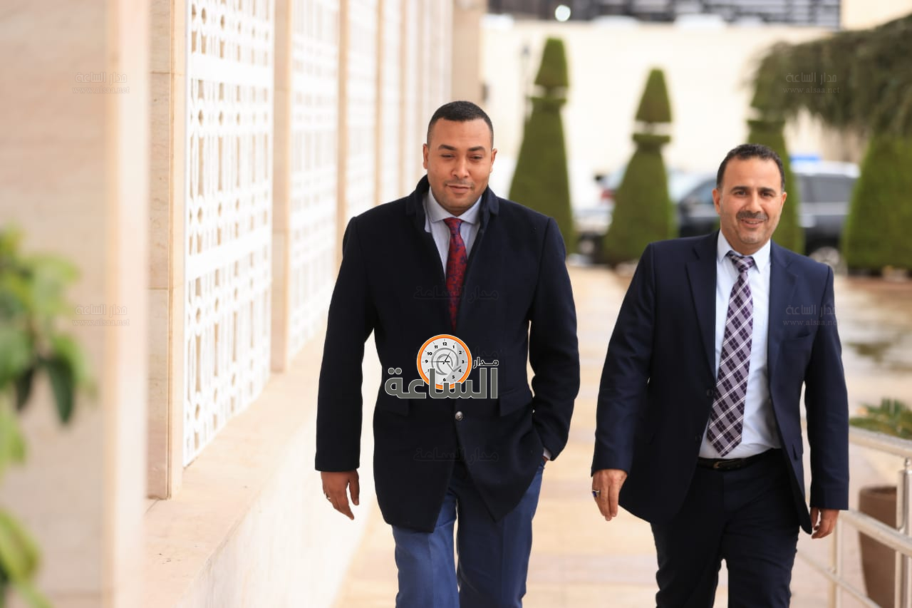 Madar Al-Saa Images 0.9045330244418991