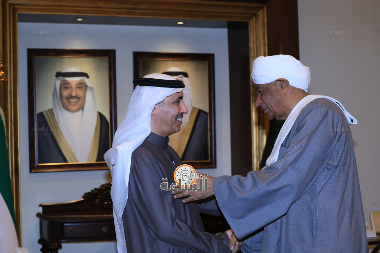 Madar Al-Saa Images 0.018459063250854335