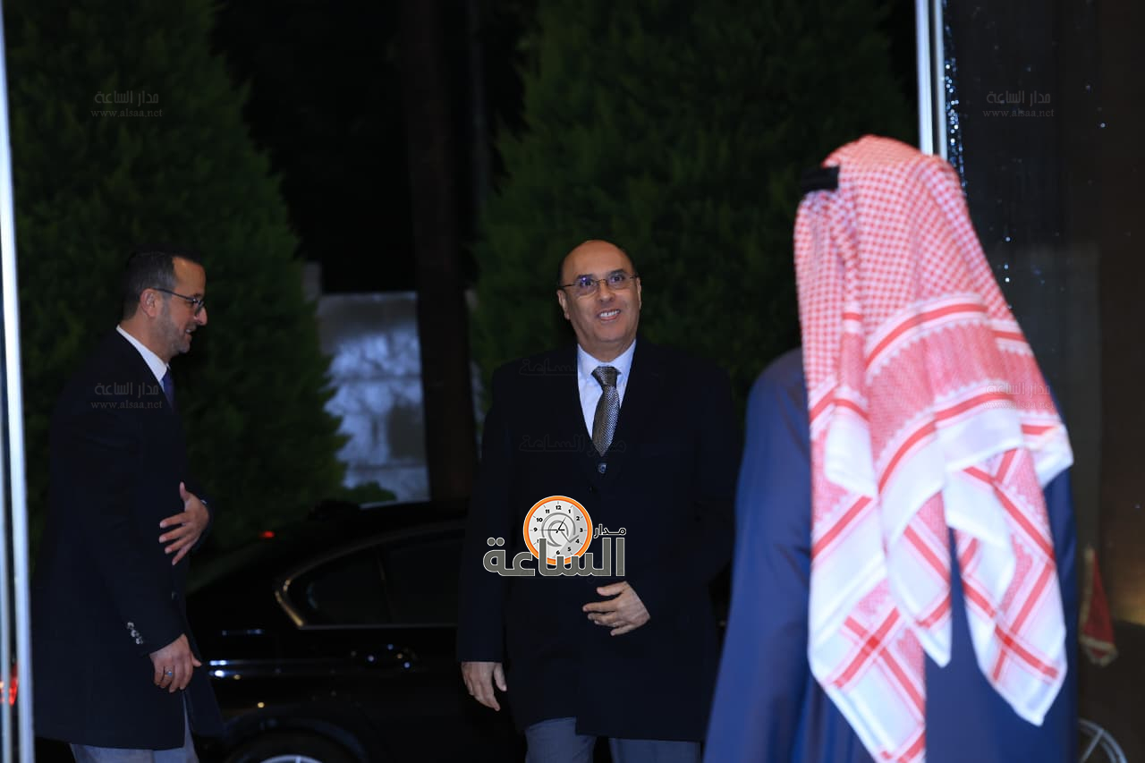 Madar Al-Saa Images 0.746969225439055