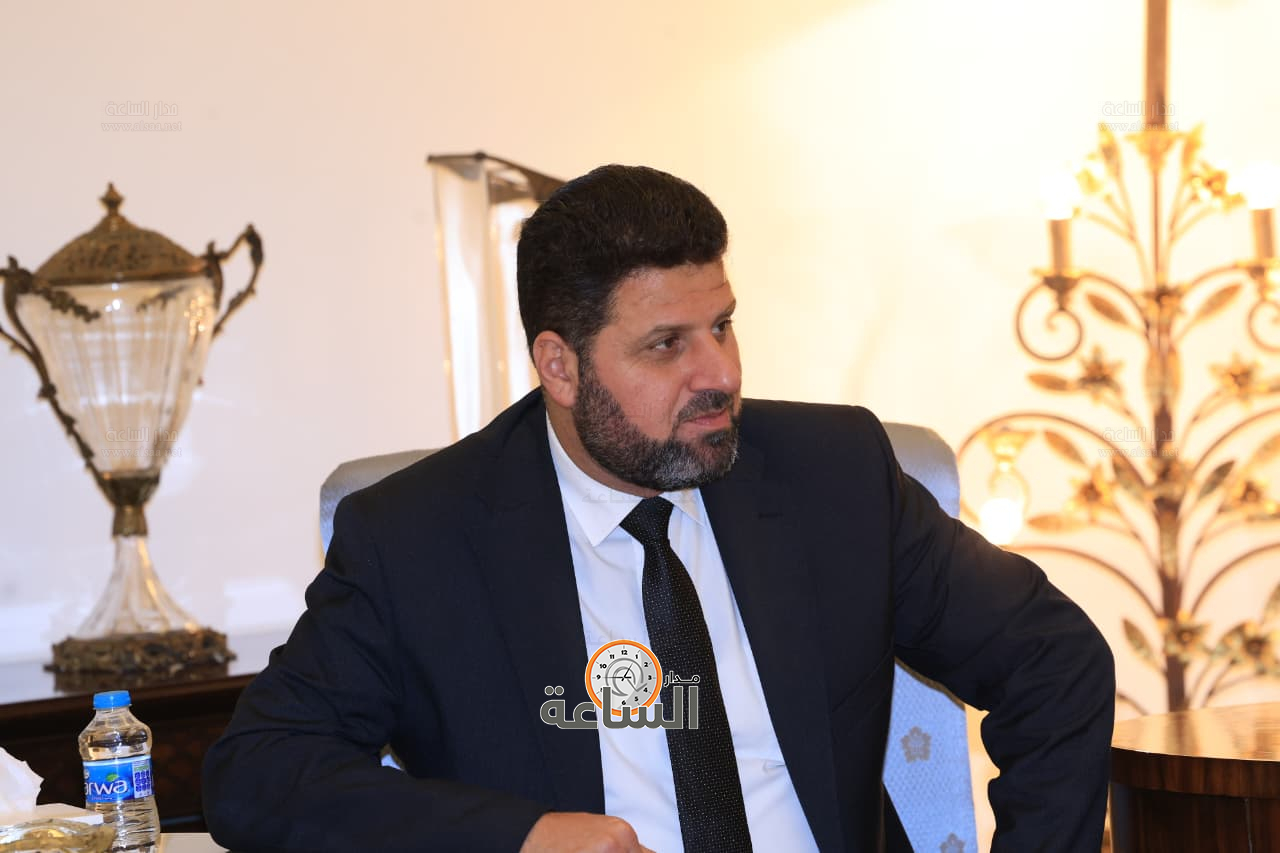 Madar Al-Saa Images 0.4808516724103411