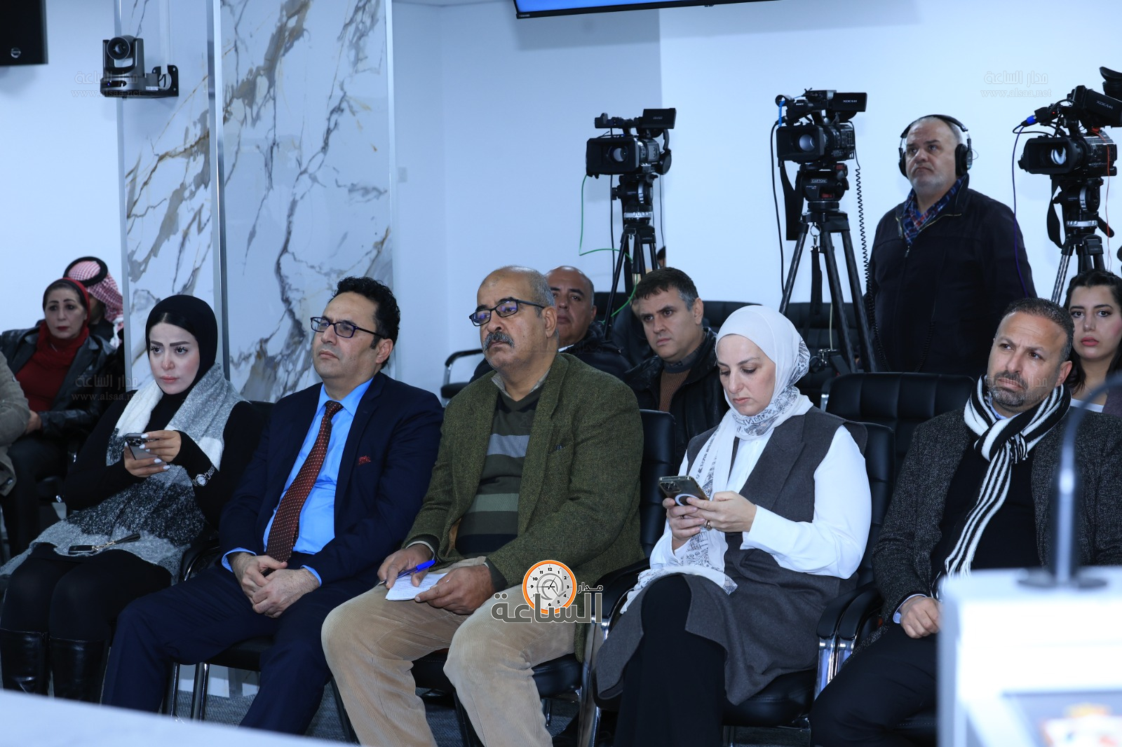 Madar Al-Saa Images 0.0864605152794008