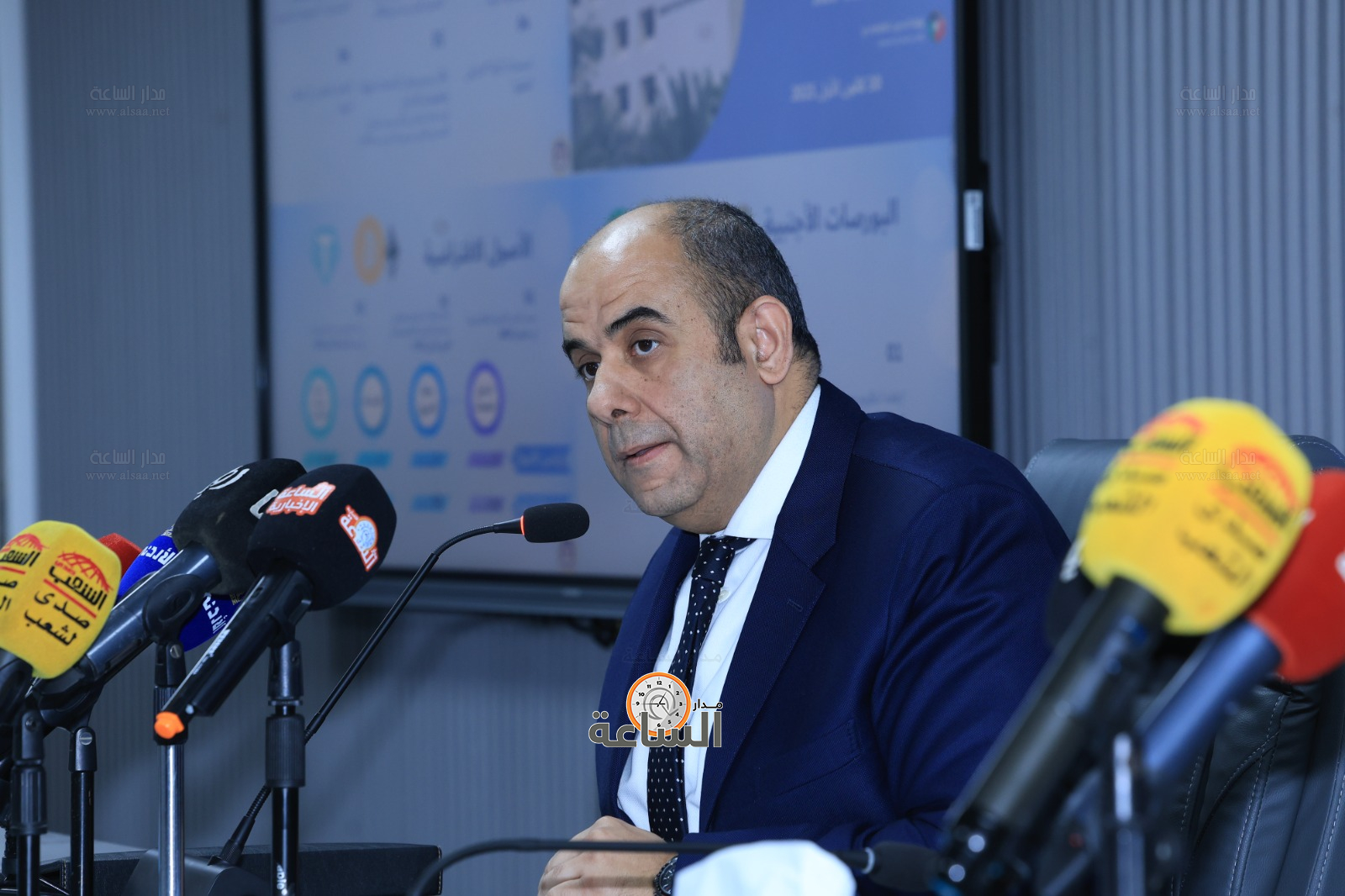 Madar Al-Saa Images 0.4547755043016073