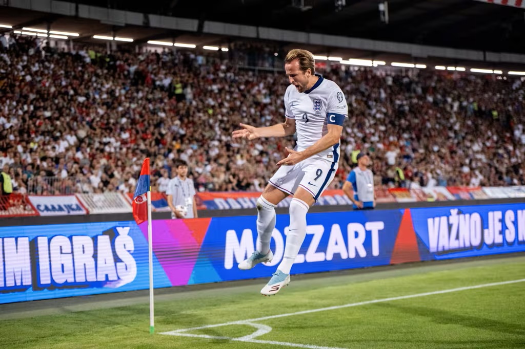 Madar Al-Saa Images 0.7588224779598141