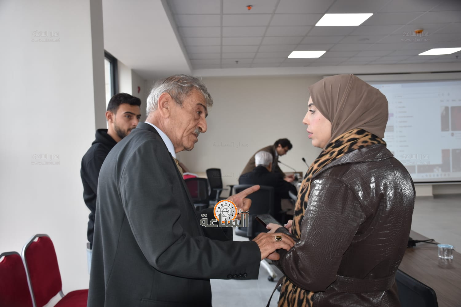 Madar Al-Saa Images 0.2271958651330016