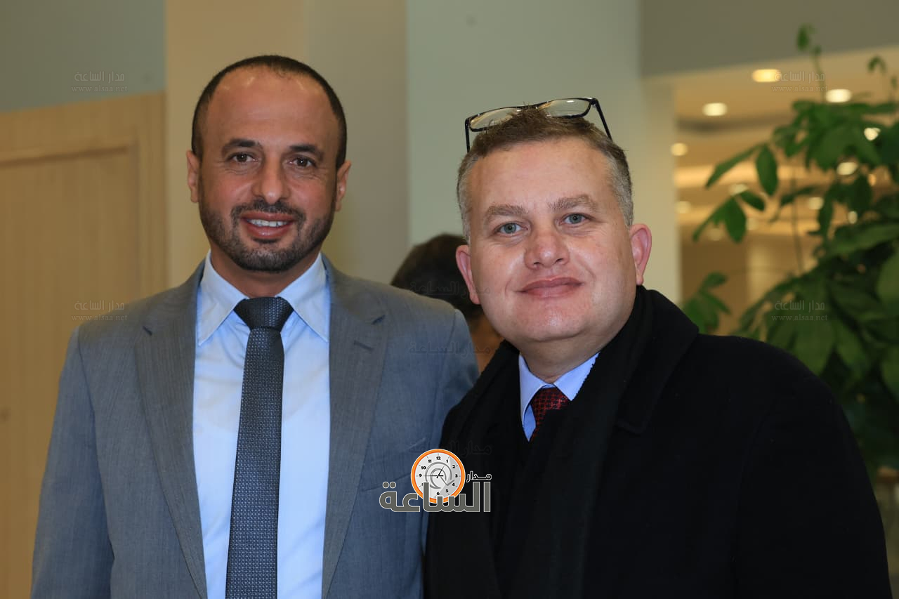 Madar Al-Saa Images 0.10747807788873287