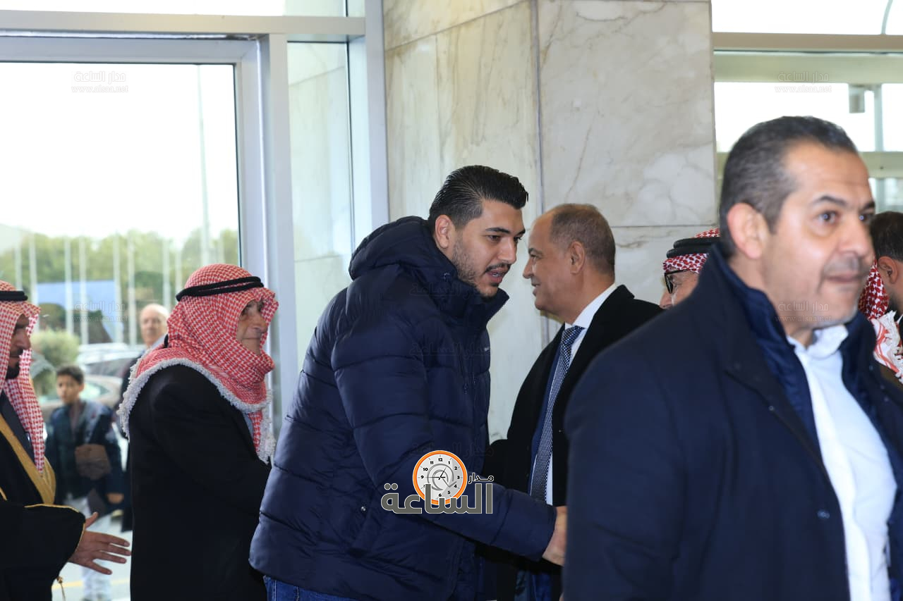 Madar Al-Saa Images 0.10253662322269852