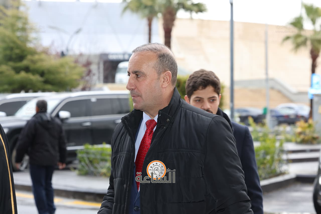 Madar Al-Saa Images 0.18855342491467986