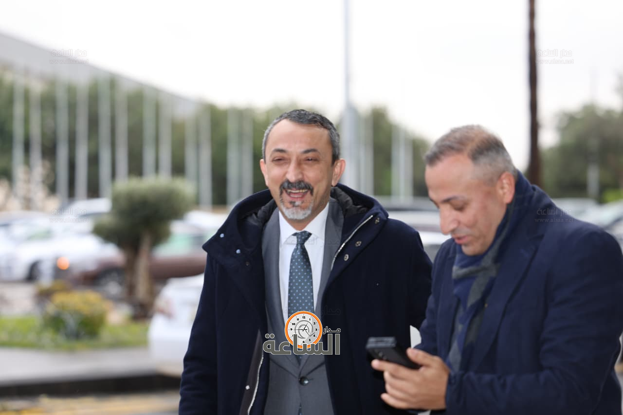 Madar Al-Saa Images 0.8144739157064919