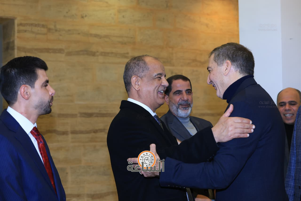 Madar Al-Saa Images 0.41146022519124925