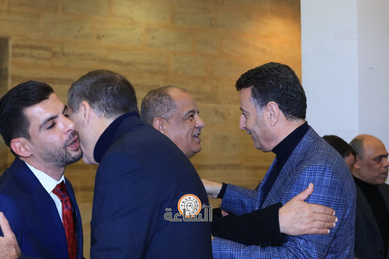 Madar Al-Saa Images 0.3110509656445454