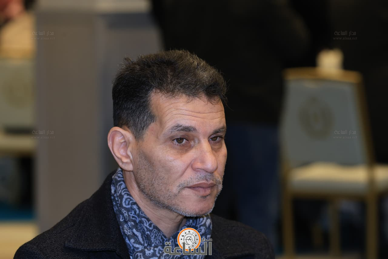 Madar Al-Saa Images 0.8871882446445147