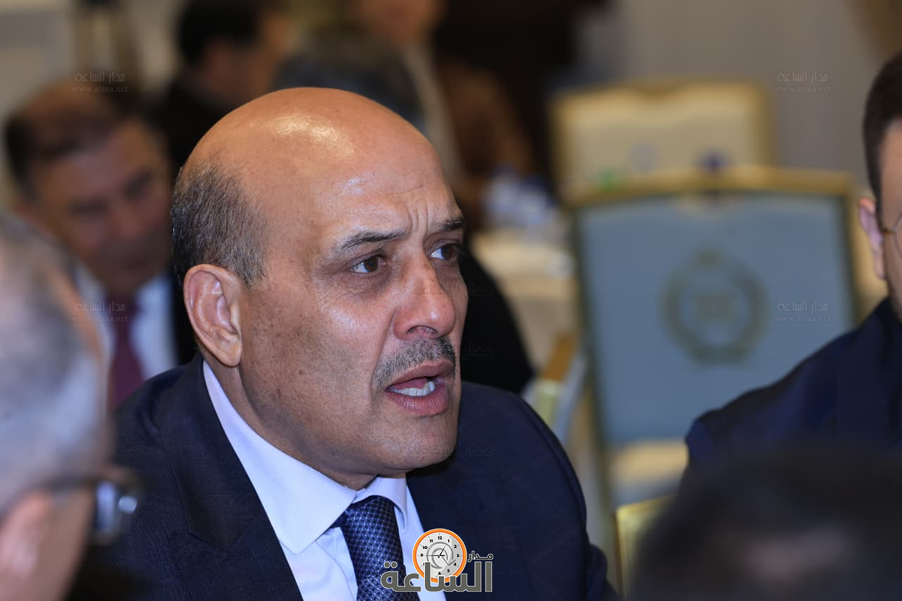 Madar Al-Saa Images 0.4933290586582887