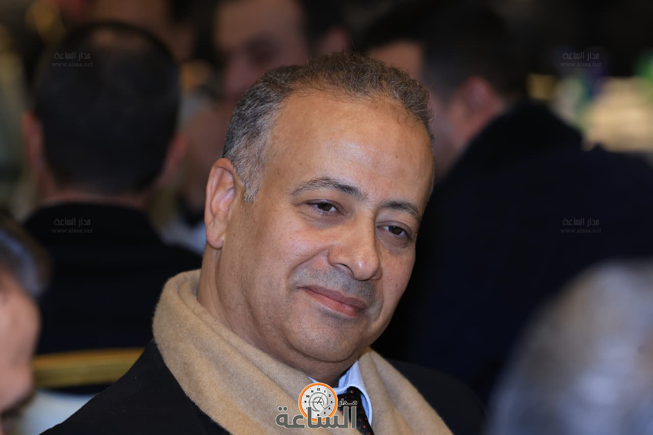 Madar Al-Saa Images 0.915745074003457