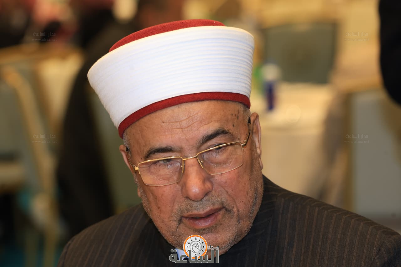 Madar Al-Saa Images 0.8792595008003269