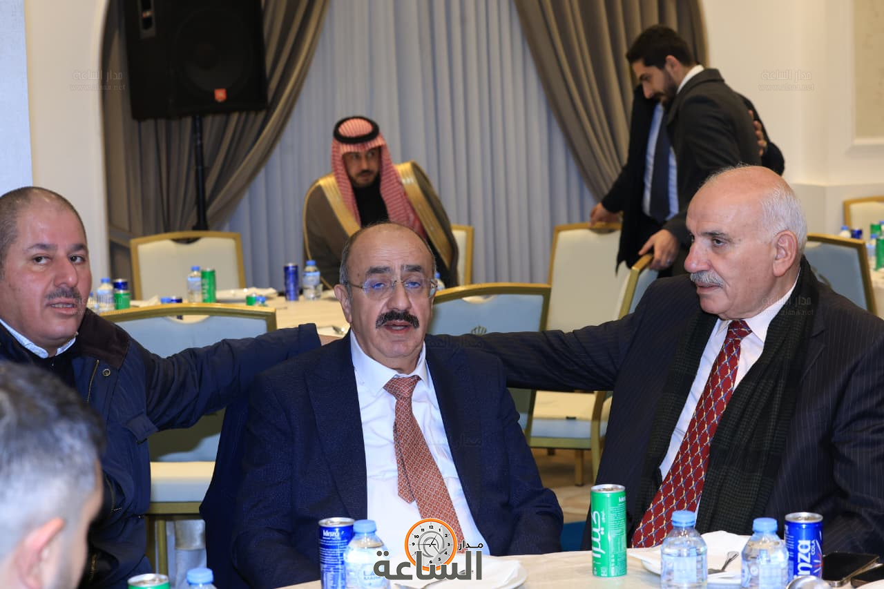 Madar Al-Saa Images 0.8274407834664835