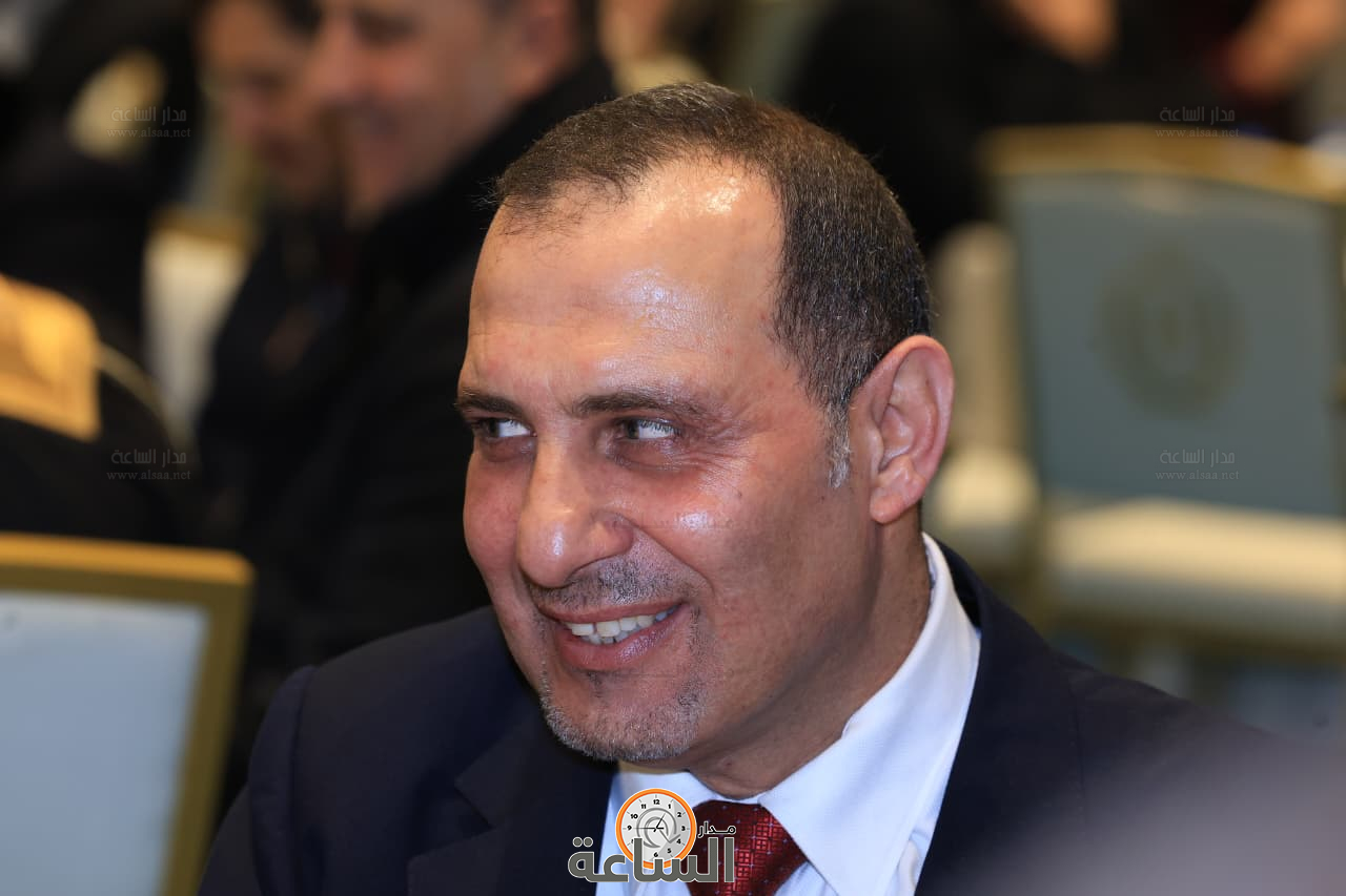 Madar Al-Saa Images 0.02364747575813886