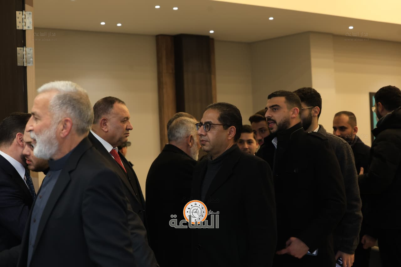 Madar Al-Saa Images 0.6514595317861964