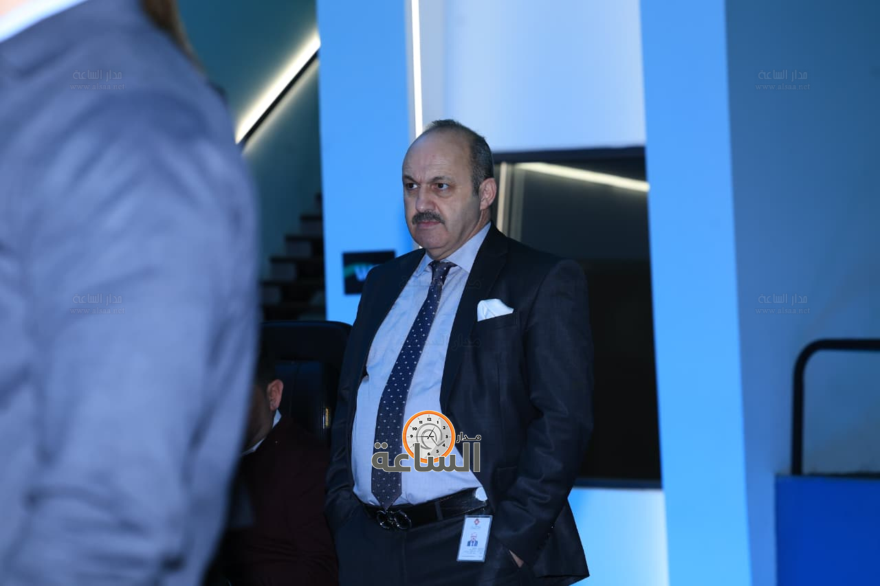 Madar Al-Saa Images 0.3725604552232332