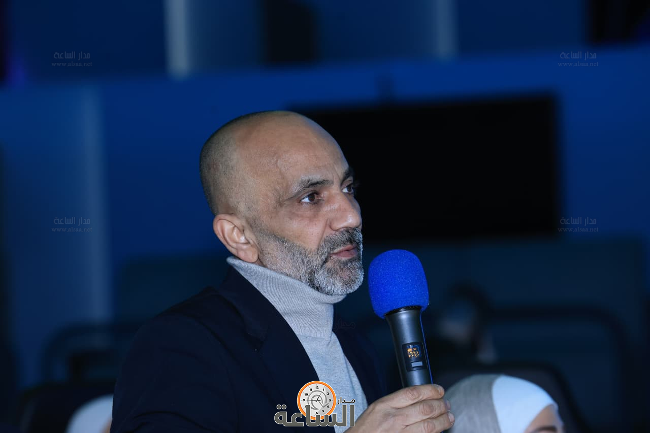 Madar Al-Saa Images 0.17445142724864726