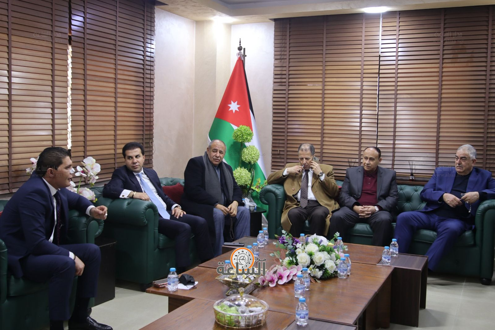 Madar Al-Saa Images 0.5230341495262621