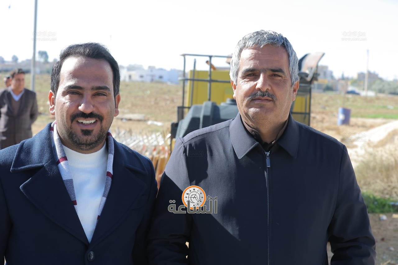 Madar Al-Saa Images 0.2994057799896439