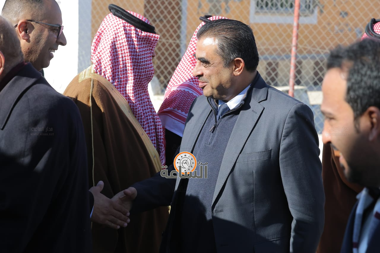 Madar Al-Saa Images 0.120146016753376