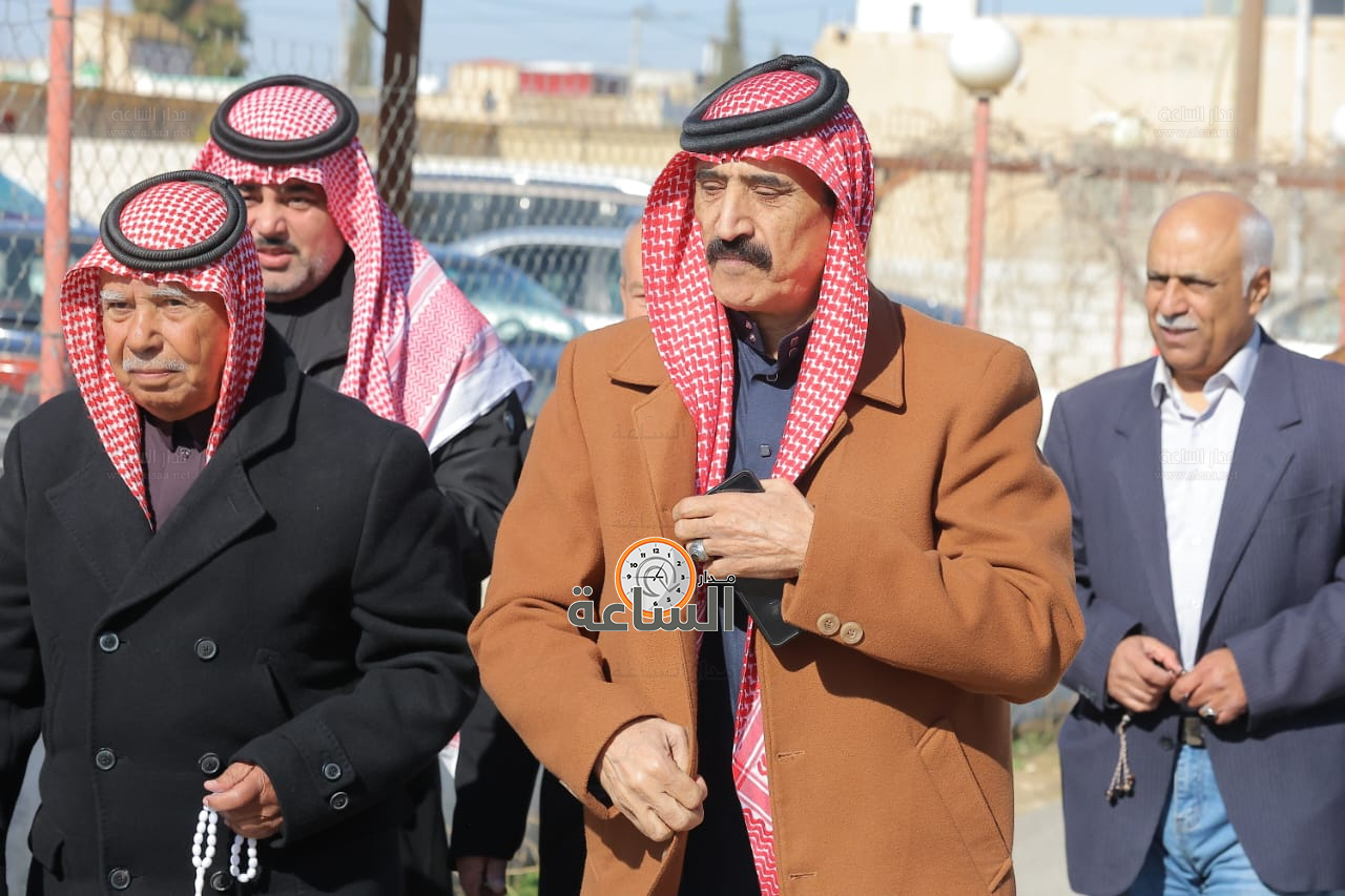 Madar Al-Saa Images 0.5725943356979167