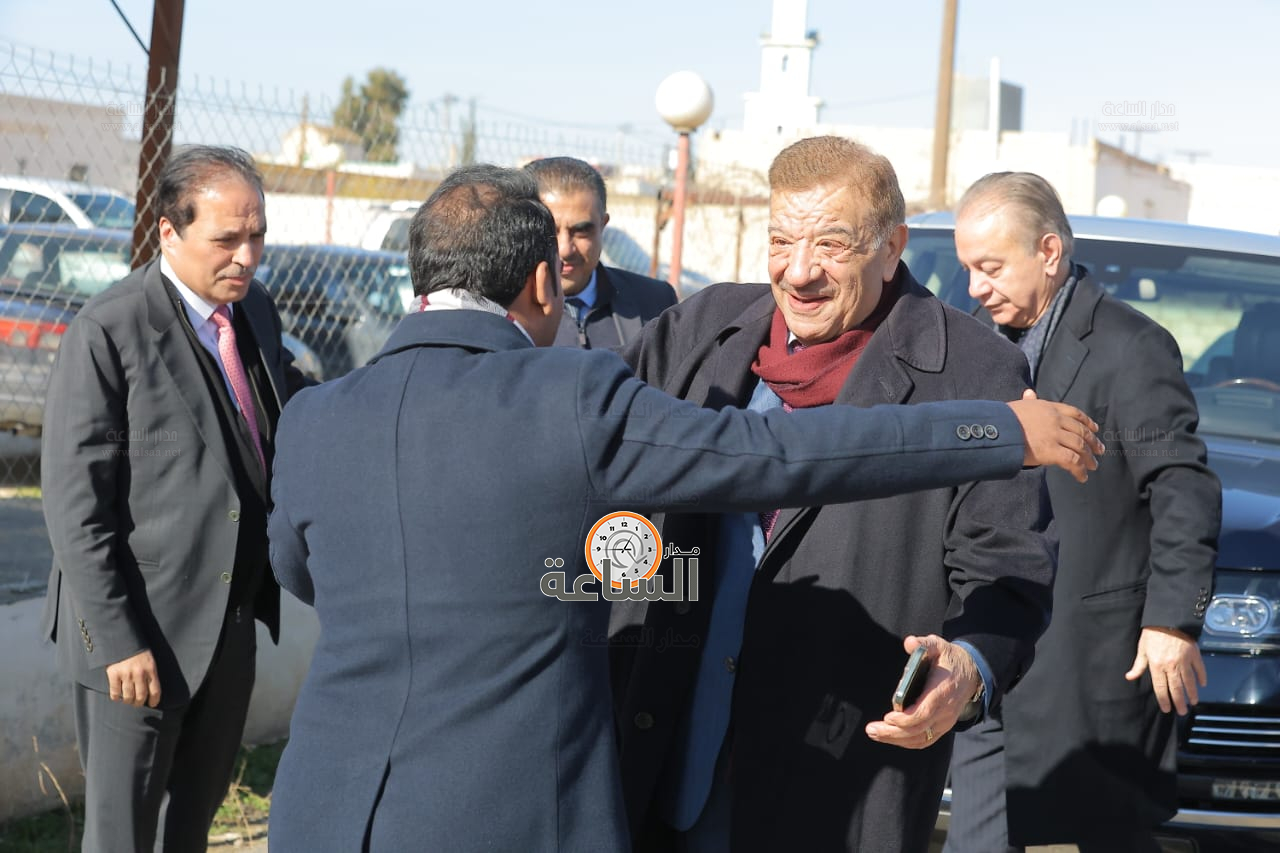 Madar Al-Saa Images 0.8547436676011665