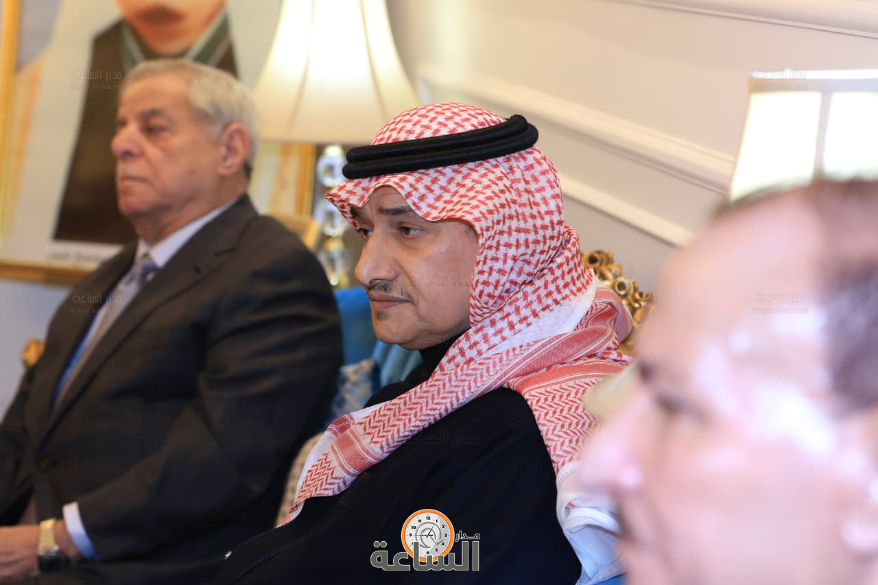 Madar Al-Saa Images 0.09082483835243382