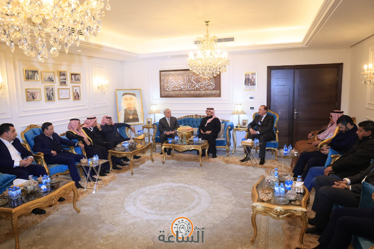 Madar Al-Saa Images 0.1732077337698099