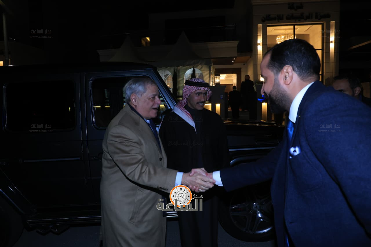 Madar Al-Saa Images 0.19636468865321255