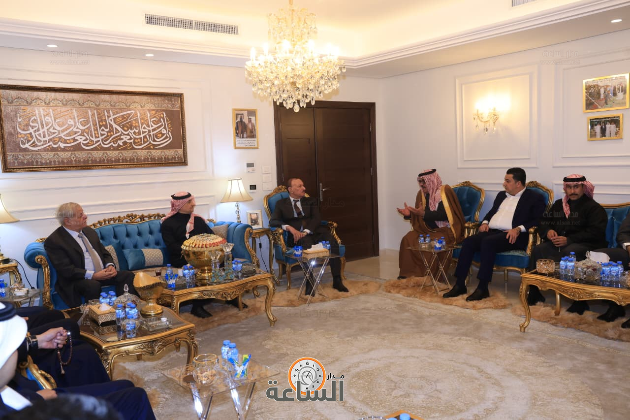 Madar Al-Saa Images 0.15024794187053825