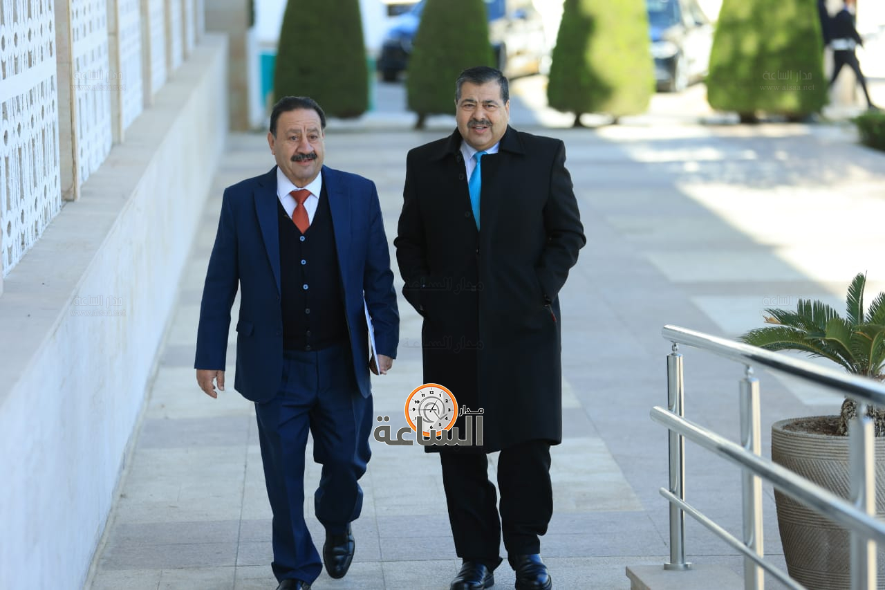 Madar Al-Saa Images 0.45140547215092675