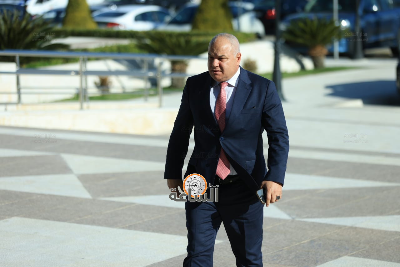 Madar Al-Saa Images 0.1604922776093899