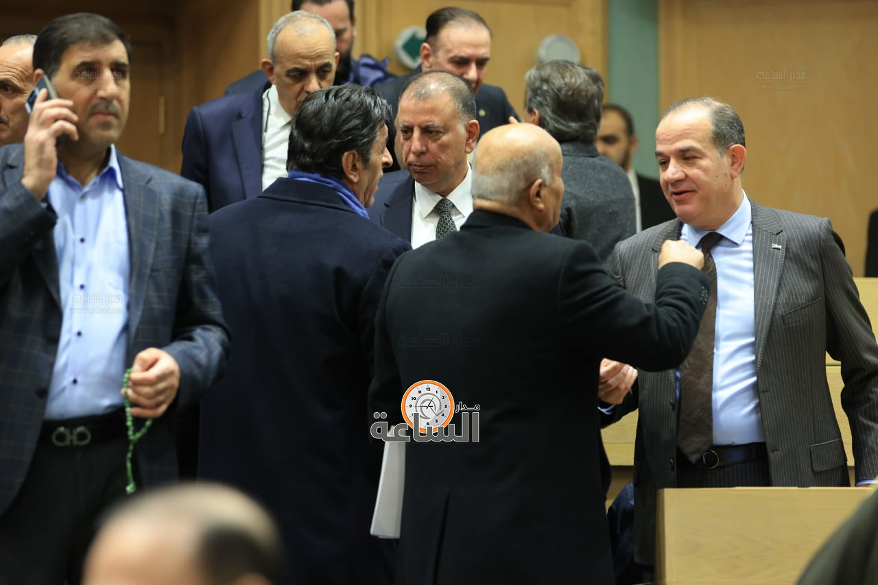 Madar Al-Saa Images 0.7802459133844469