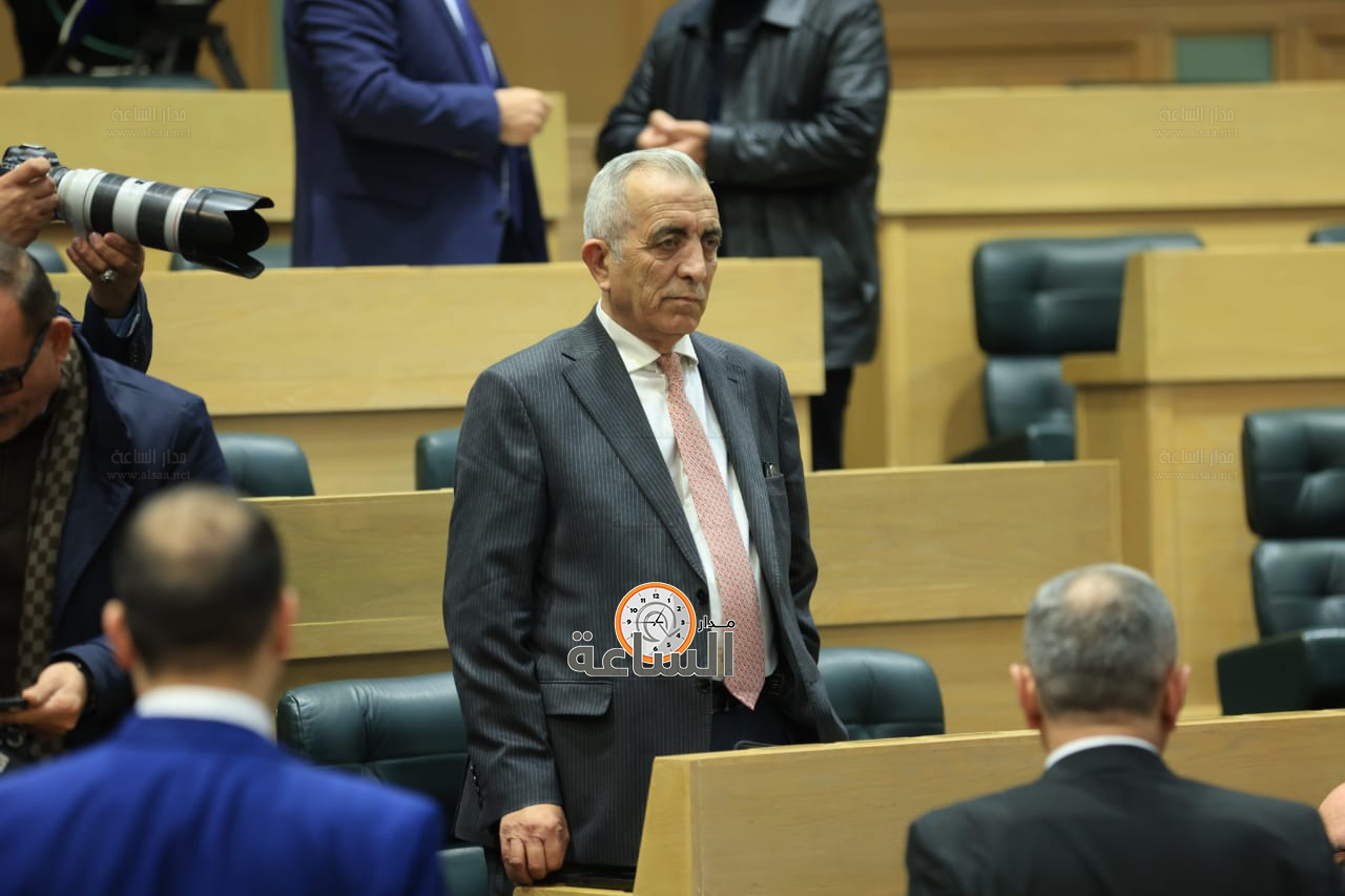 Madar Al-Saa Images 0.9997406929506815