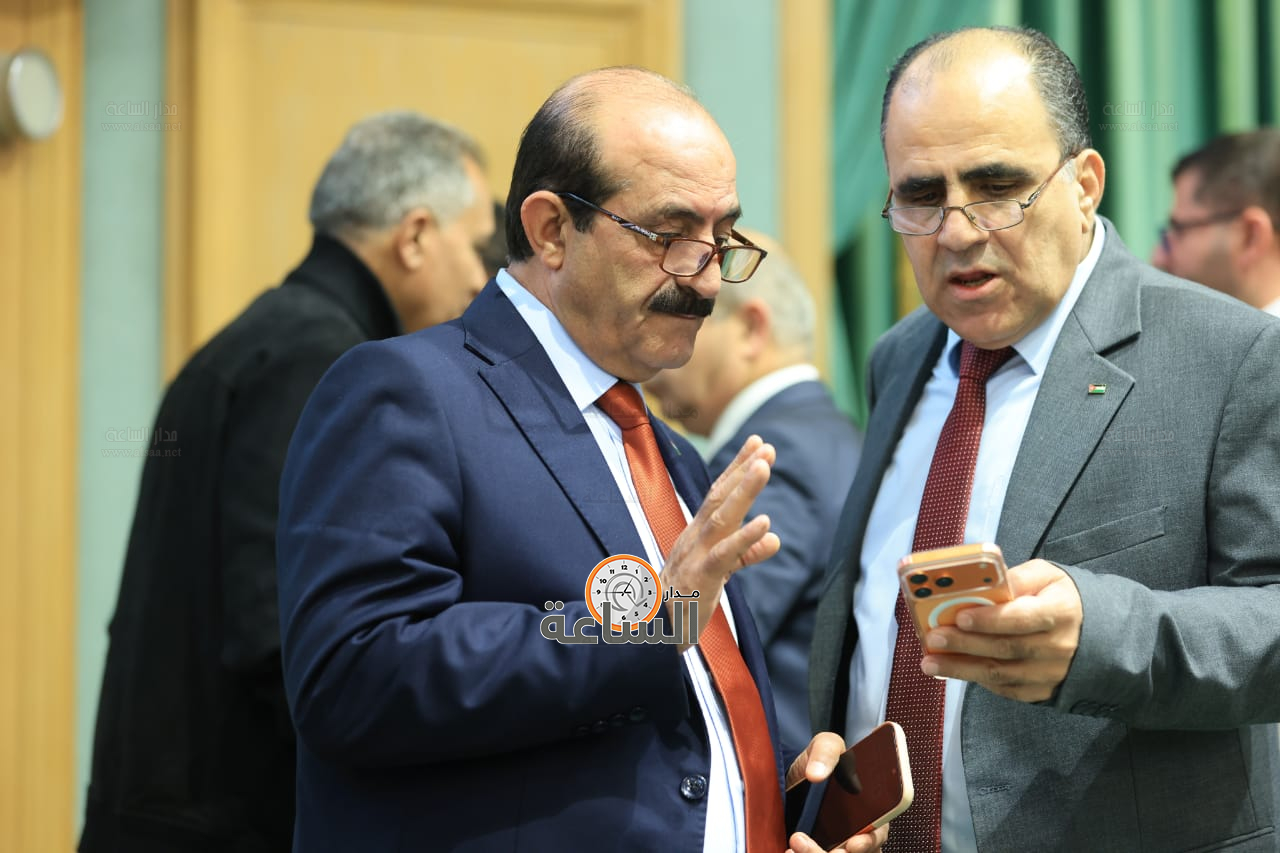 Madar Al-Saa Images 0.8758674825383199