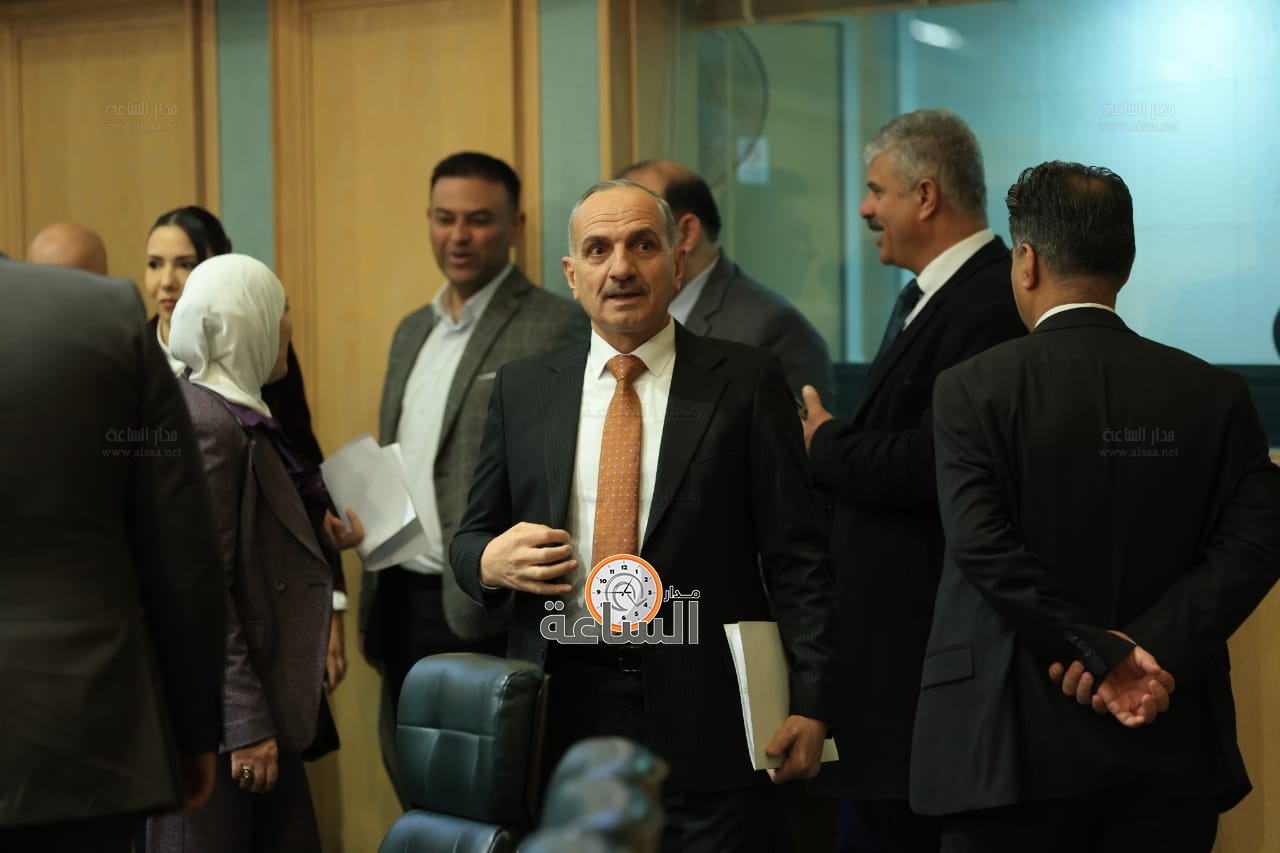 Madar Al-Saa Images 0.23251801443593778